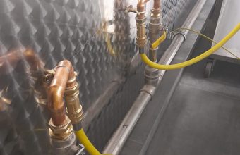 Commercial kitchen gas pipework with quick release catering hoses